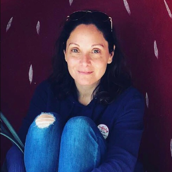 Meet your Posher, Loren - Picture 3 of 3